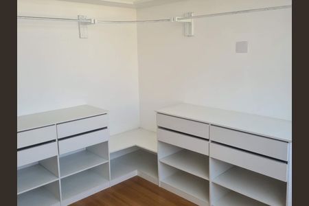 Apartamento à venda com 75m², 3 quartos e 1 vaga