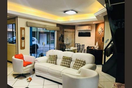 Casa à venda com 3 quartos, 136m² em Recreio dos Bandeirantes, Rio de Janeiro