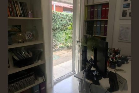 Casa à venda com 4 quartos, 540m² em Barra da Tijuca, Rio de Janeiro