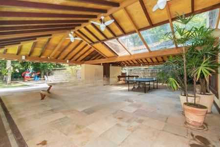 Casa à venda com 1005m², 5 quartos e 12 vagas