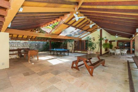 Casa à venda com 1005m², 5 quartos e 12 vagas