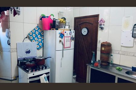 Apartamento à venda com 70m², 2 quartos e sem vaga