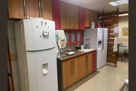 Apartamento à venda com 310m², 3 quartos e 1 vaga