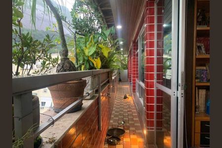 Apartamento à venda com 310m², 3 quartos e 1 vaga