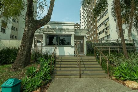 Apartamento para alugar com 75m², 3 quartos e 1 vaga Apartamento para alugar com 75m², 3 quartos e 1 vagaFachada