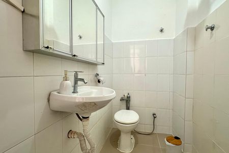 Apartamento à venda com 220m², 4 quartos e 1 vagaBanheiro de Serviço