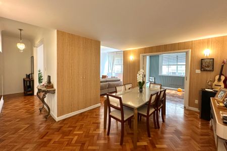 Apartamento à venda com 220m², 4 quartos e 1 vagaSala