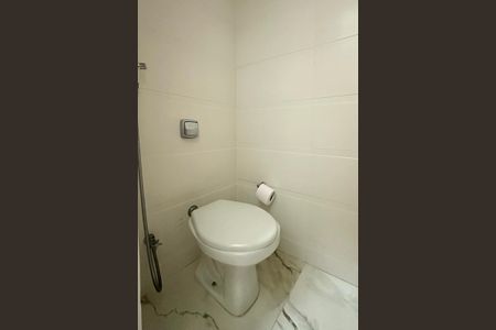 Apartamento à venda com 220m², 4 quartos e 1 vagaLavabo