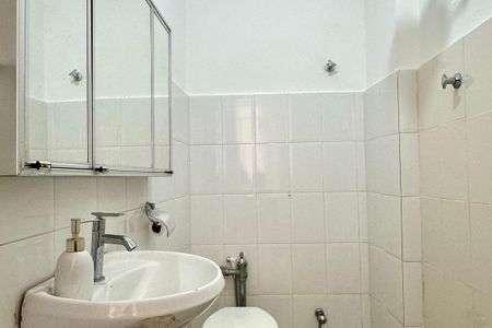 Apartamento à venda com 220m², 4 quartos e 1 vagaBanheiro de Serviço
