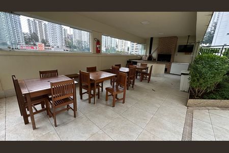Apartamento à venda com 84m², 2 quartos e 2 vagas Apartamento à venda com 84m², 2 quartos e 2 vagasÁrea comum - Churrasqueira