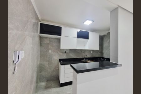 Apartamento à venda com 84m², 2 quartos e 2 vagas Apartamento à venda com 84m², 2 quartos e 2 vagasCozinha