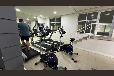 Apartamento à venda com 84m², 2 quartos e 2 vagas Apartamento à venda com 84m², 2 quartos e 2 vagasÁrea comum - Academia
