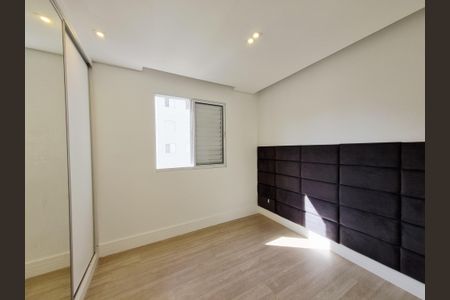 Apartamento à venda com 66m², 2 quartos e 1 vagaQuarto 2