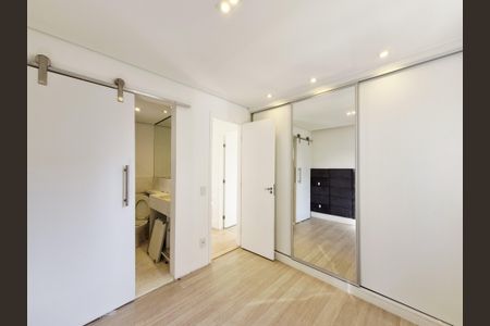 Apartamento à venda com 66m², 2 quartos e 1 vagaQuarto 2