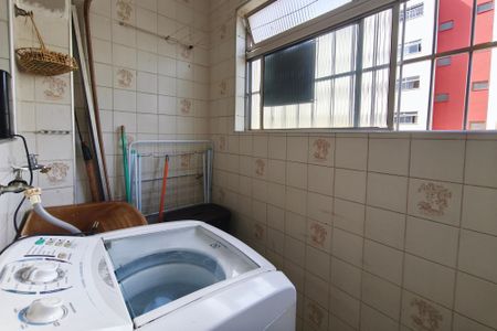 Apartamento à venda com 65m², 2 quartos e 1 vagaÁrea de Serviço