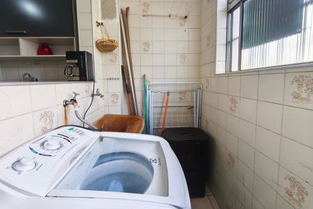 Apartamento à venda com 65m², 2 quartos e 1 vagaÁrea de Serviço