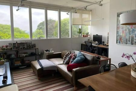 Apartamento à venda com 2 quartos, 130m² em Vila Ipojuca, São Paulo