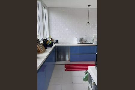 Apartamento à venda com 2 quartos, 130m² em Vila Ipojuca, São Paulo