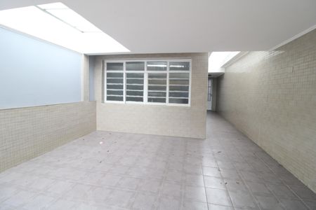 Casa à venda com 176m², 4 quartos e 2 vagasGaragem