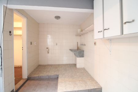 Casa à venda com 176m², 4 quartos e 2 vagasÁrea de Serviço