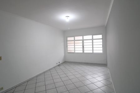 Casa à venda com 176m², 4 quartos e 2 vagasSala