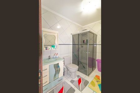 Casa à venda com 183m², 3 quartos e 2 vagas Casa à venda com 183m², 3 quartos e 2 vagasBanheiro Social