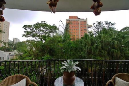 Apartamento à venda com 144m², 3 quartos e 2 vagasFoto 01