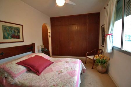 Apartamento à venda com 144m², 3 quartos e 2 vagasFoto 01