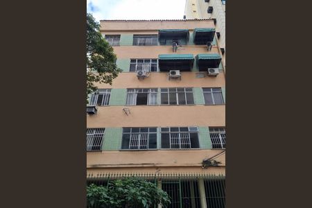 Apartamento à venda com 76m², 2 quartos e sem vagaFachada