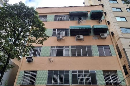 Apartamento à venda com 76m², 2 quartos e sem vagaFachada