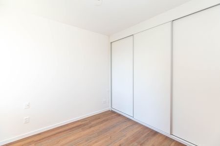 Apartamento à venda com 74m², 3 quartos e 2 vagasQuarto 2