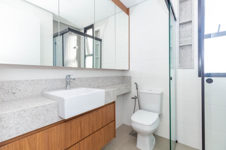 Apartamento à venda com 74m², 3 quartos e 2 vagasBanheiro Social