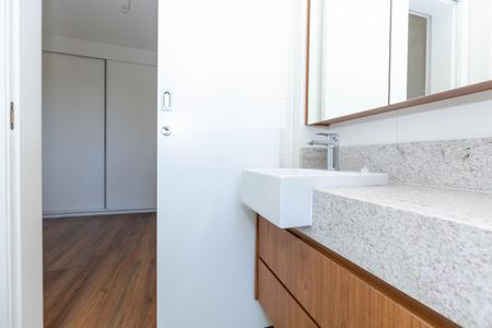 Apartamento à venda com 74m², 3 quartos e 2 vagasBanheiro Suíte