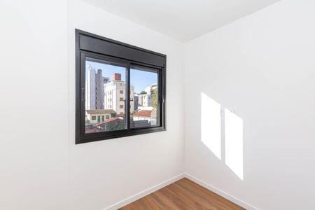 Apartamento à venda com 74m², 3 quartos e 2 vagasQuarto 2