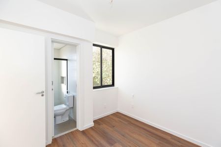 Apartamento à venda com 74m², 3 quartos e 2 vagasSuíte