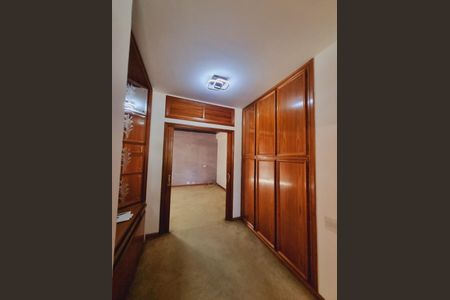 Casa à venda com 945m², 4 quartos e 4 vagas Casa à venda com 945m², 4 quartos e 4 vagasFoto 15