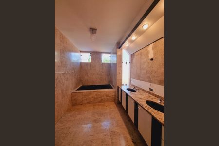 Casa à venda com 945m², 4 quartos e 4 vagas Casa à venda com 945m², 4 quartos e 4 vagasFoto 25