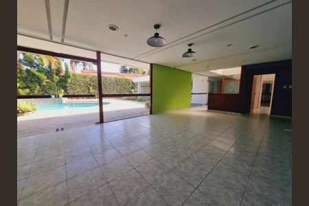 Casa à venda com 945m², 4 quartos e 4 vagas Casa à venda com 945m², 4 quartos e 4 vagasFoto 27