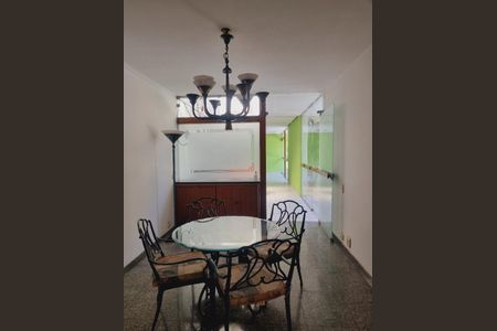 Casa à venda com 945m², 4 quartos e 4 vagas Casa à venda com 945m², 4 quartos e 4 vagasFoto 10