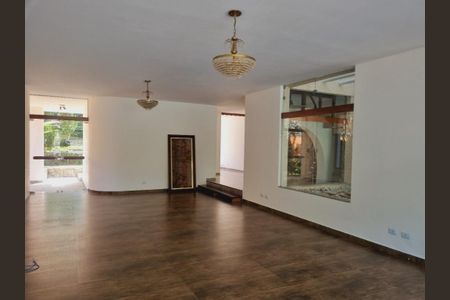 Casa à venda com 945m², 4 quartos e 4 vagas Casa à venda com 945m², 4 quartos e 4 vagasFoto 07