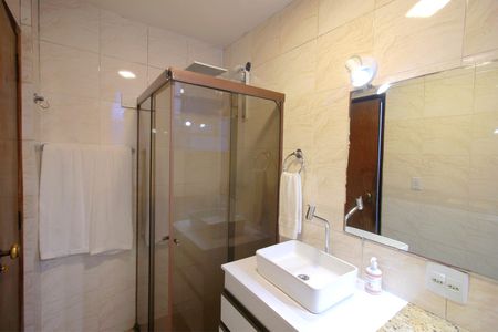 Apartamento à venda com 85m², 3 quartos e 1 vagaBanheiro