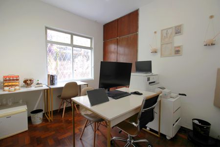 Apartamento à venda com 85m², 3 quartos e 1 vagaQuarto 2