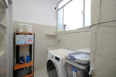 Apartamento à venda com 85m², 3 quartos e 1 vagaÁrea de Serviço