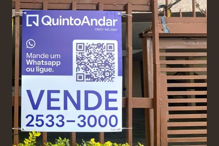Apartamento à venda com 85m², 3 quartos e 1 vaga Apartamento à venda com 85m², 3 quartos e 1 vagaPlaca