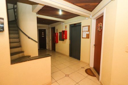 Apartamento à venda com 111m², 2 quartos e 1 vaga Apartamento à venda com 111m², 2 quartos e 1 vagaHall de entrada