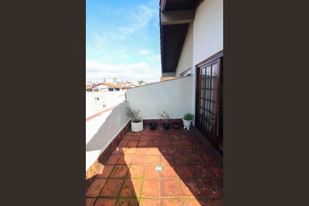 Apartamento à venda com 111m², 2 quartos e 1 vaga Apartamento à venda com 111m², 2 quartos e 1 vagaSacada Sala 2