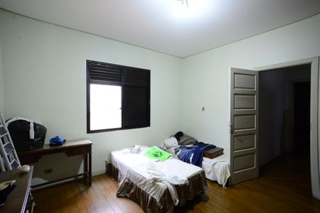 Casa à venda com 392m², 3 quartos e 3 vagasQuarto 1