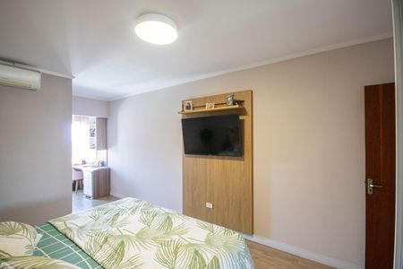 Casa à venda com 164m², 3 quartos e 3 vagas Casa à venda com 164m², 3 quartos e 3 vagasSuíte