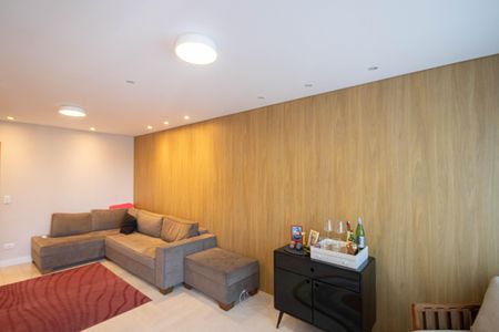 Casa à venda com 164m², 3 quartos e 3 vagas Casa à venda com 164m², 3 quartos e 3 vagasSala