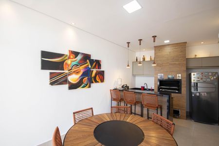 Casa à venda com 164m², 3 quartos e 3 vagas Casa à venda com 164m², 3 quartos e 3 vagasÁrea comum